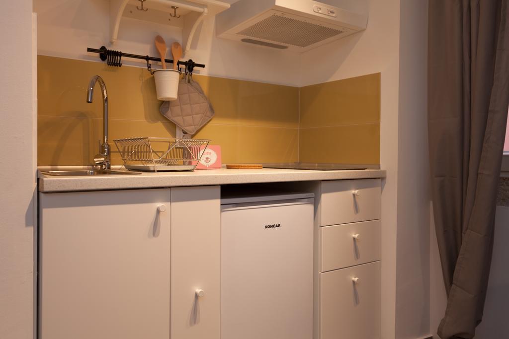 Apartments And Rooms Hey روفينج المظهر الخارجي الصورة