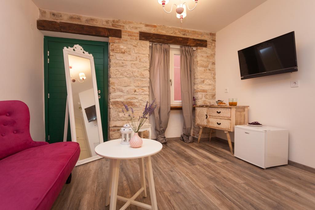 Apartments And Rooms Hey روفينج المظهر الخارجي الصورة